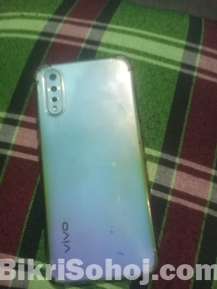 Vivo s1